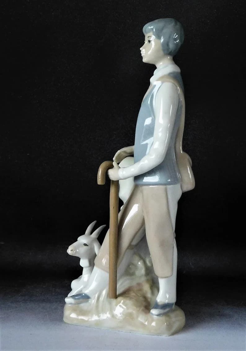 Мальчик с козой - View 5