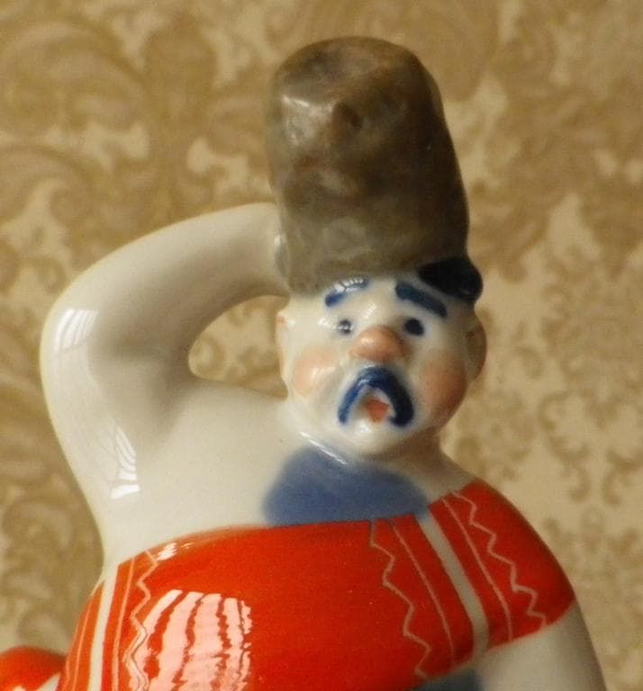 Статуэтка «Сват» из триптиха «Наталка Полтавка» по сюжету пьесы И. П. Котляревского - View 6