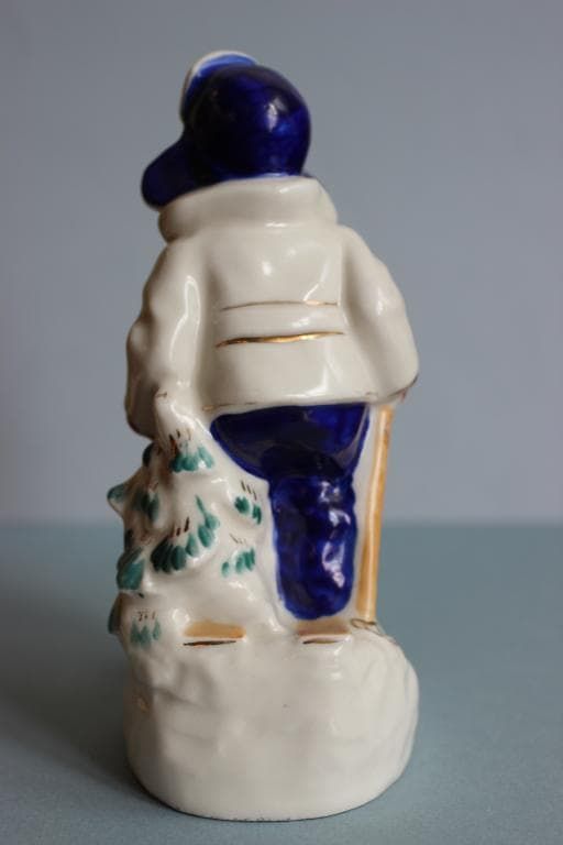 Мальчик на лыжах - View 4