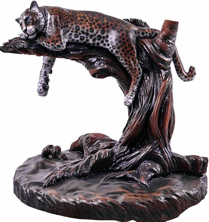 Ягуар на дереве - View 2