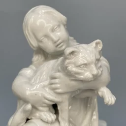 Девочка с кошкой период правления Николая I модель Августа Шписа ИФЗ 1853-1855 г - View 5