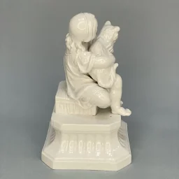 Девочка с кошкой период правления Николая I модель Августа Шписа ИФЗ 1853-1855 г - View 4