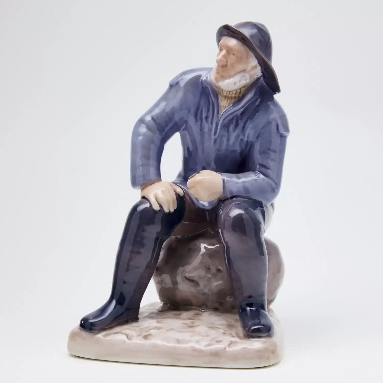 Фигурка "Старый рыбак" - View 11