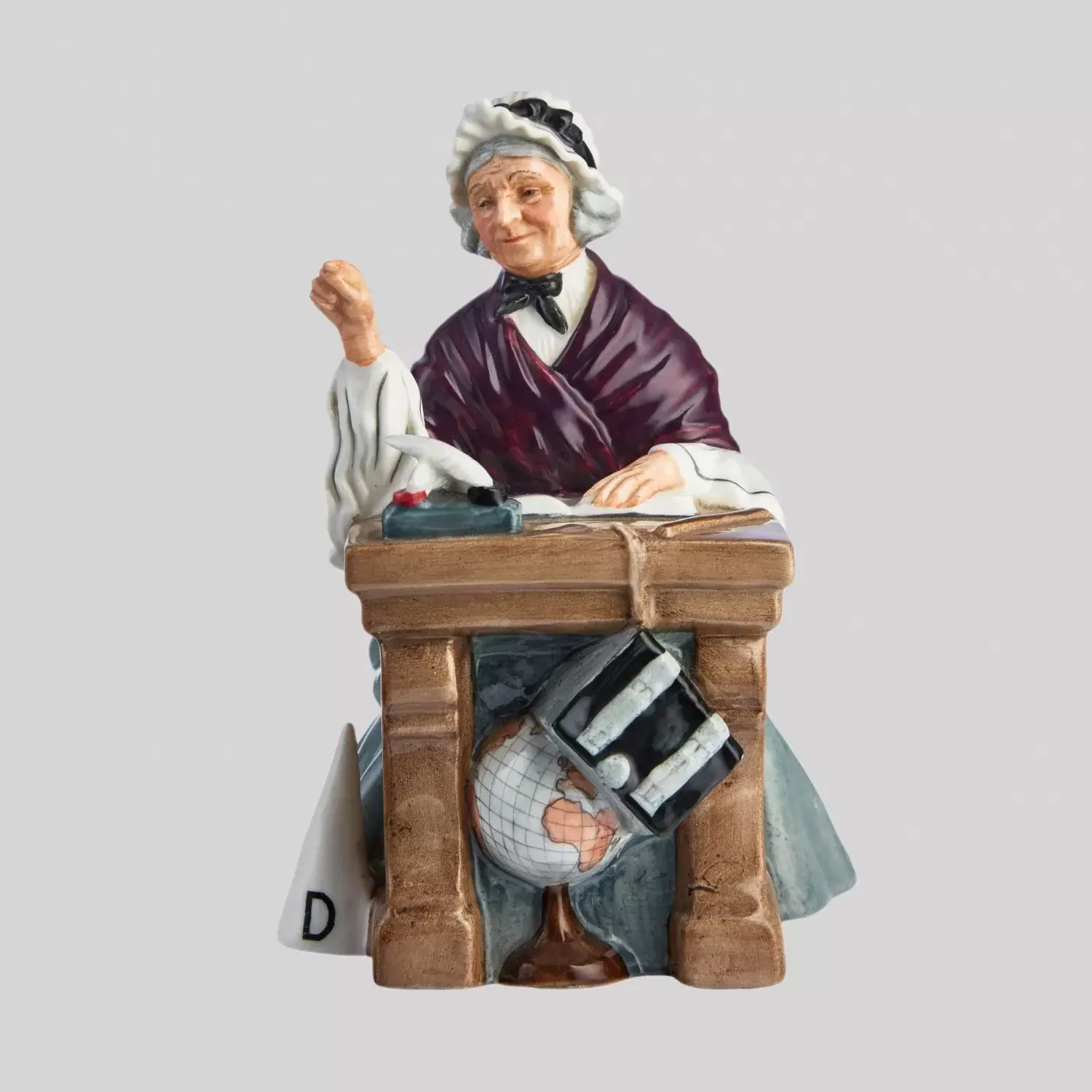 Статуэтка "Учитель"