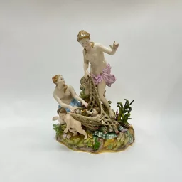 Скульптурная группа "Ловля тритона" 1860 - 1890 гг
