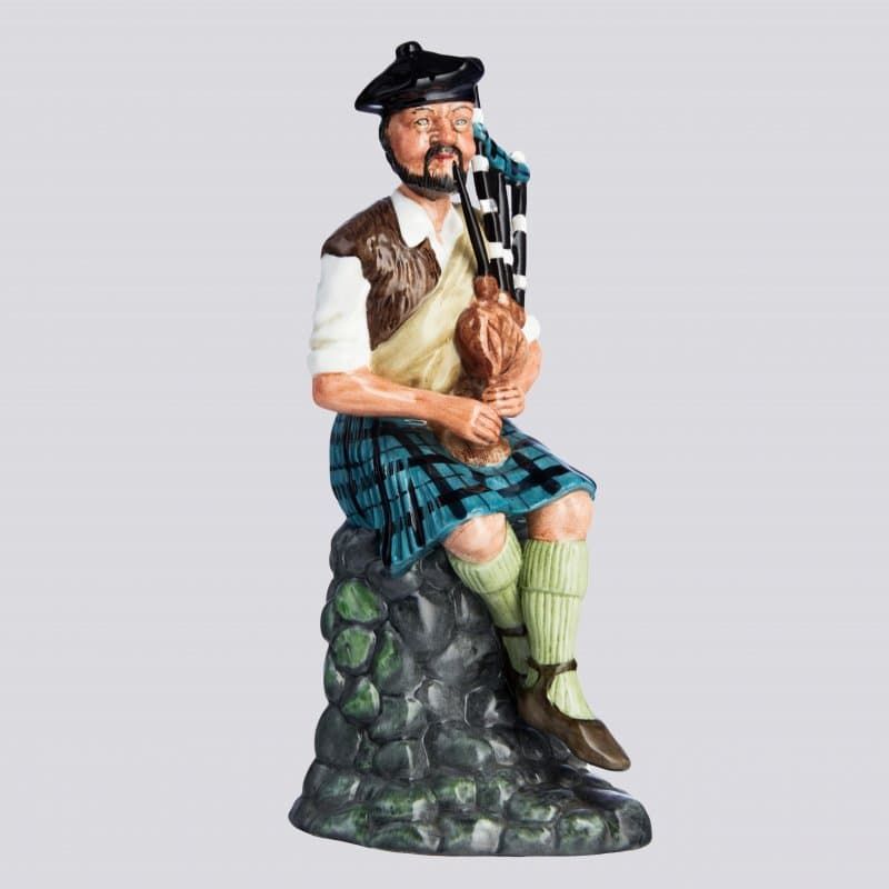The Piper - View 2