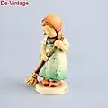 Хозяюшка, фарфоровая, коллекционная, дети, Гобель - View 3