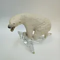 Фигурка белого полярного медведя “Lord of ice” - Повелитель льда на хрустальной подставке - View 4