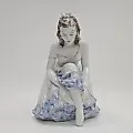 Элегантная фигурка "Балерина, надевающая пуанты", скульптор Фридрих Гронау - View 2