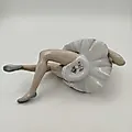 Фарфоровая статуэтка "Лежащая балерина" с росписью, NAO Porcelain, Испания, 1970-2000 гг. - View 4