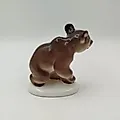 Фарфоровая статуэтка "Медвежонок присевший" скульптора Б.Я. Воробьева, ЛФЗ, СССР, 1970-1992 гг. - View 3
