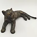 Бронзовая статуэтка лежащего тигра, Западная Европа, современная работа - View 2