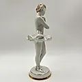 Фарфоровая статуэтка "Балерина с цветком" О. С. Артамоновой, ДФЗ Вербилки, СССР, 1950-е - View 5