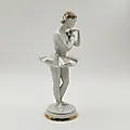 Фарфоровая статуэтка "Балерина с цветком" скульптора О. С. Артамонова, ДФЗ Вербилки, СССР, 1954-1965 гг. - View 2