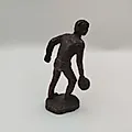 Бронзовая статуэтка "Игра в мяч" (Боулинг), литьё, Европа, 2010-е - View 2