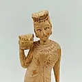 Статуэтка «Индианка» из дерева, резьба, Индия, 1970-1990 гг. - View 2