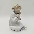 Фарфоровая статуэтка NAO Porcelain «Девушка с куклой», Испания - View 2
