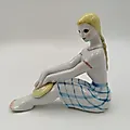 Фарфоровая статуэтка «Девушка с подсолнухом», автор В. И. Щербина, Барановский завод, СССР - View 2