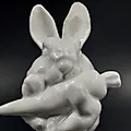 Фарфоровая статуэтка «Заяц с морковкой» Чарушин, ЛФЗ, 1970-1990 - View 5