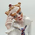 Фарфоровая статуэтка «Клоун» (серия «В цирке»), скульптор В.А. Максимец, завод «Красный фарфорист», Чудово, 2005-2013 гг. - View 2