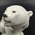 Фарфоровая статуэтка "Белый медведь" Б.Я. Воробьев, ЛФЗ, СССР, 1970-1990 - View 4