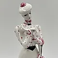 Фарфоровая статуэтка «Дама с собачкой» А.Д. Бржезицкая, Дулёво, 1996 - View 2