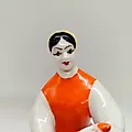 Фарфоровая статуэтка «Девушка с кумганом», Н.Ф. Бобик, Полонский ЗХК, СССР - View 2