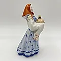 Фарфоровая статуэтка «Девушка с караваем», Дулёво, СССР, 1956 - View 2