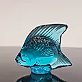 Хрустальная рыбка синего оттенка
