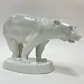 Фигурка Большой шагающий белый медведь