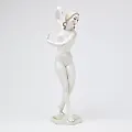 Статуэтка "Девушка танцует"