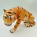 Фаянсовая статуэтка Тигра с росписью, Sitzendorf, Германия, середина XX века