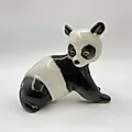 Фарфоровая статуэтка Панда, автор П.П. Веселов, ЛФЗ, СССР 1970-е