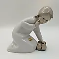 Фарфоровая статуэтка Lladro "Девочка с тапочками", Испания, 1970-е