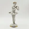 Фарфоровая статуэтка "Балерина с цветком" скульптора О. С. Артамонова, ДФЗ Вербилки, СССР, 1954-1965 гг.