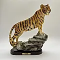 Статуэтка Тигр на скале, пластик, Dim, Азия, 2010-2020