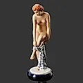 Фарфоровая статуэтка «Обнаженная девушка с полотенцем», ар-деко, Royal Dux, Чехословакия, 1938-1945