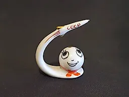 Фигура фарфор Коростень ракета спутник миниатюра