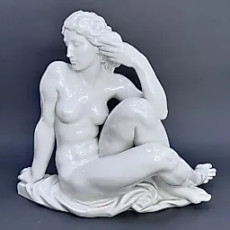 Статуэтка Купальщица - скульптор Роберт Ульман дизайн 1940 г.