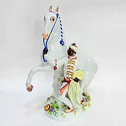 Статуэтка Мавр с конём по модели И.И. Кендлера Майсен Германия