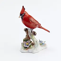 Винтажная статуэтка "Кардинал".