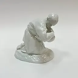 Фигурка "Воин с саблей" 1920е г