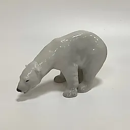 "Белый медведь"