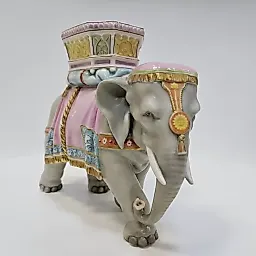 Статуэтка Слон