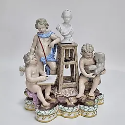 Скульптурная композиция "Аллегории 3-х искусств" бюст Екатерины 2 1860-е г