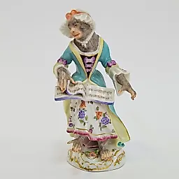 Статуэтка обезьяны из обезьяньего оркестра