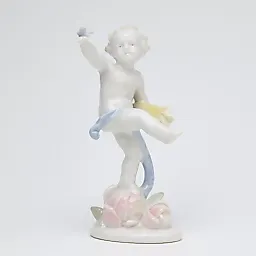 Статуэтка из серии Времена года "Лето"