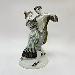Статуэтка танцующая пара КPМ Берлин арт-нуво