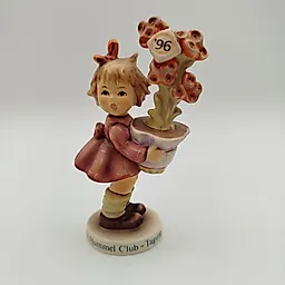 Фарфоровая статуэтка "С наилучшими пожеланиями" от Goebel, Германия, 1997-1998 гг.