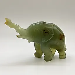Статуэтка слона из поделочного камня, азиатская работа, 2000-2010 гг.